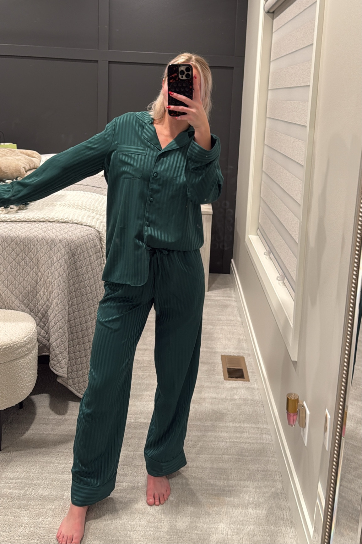 wearing a size small!

#LTKFindsUnder100 #LTKSaleAlert