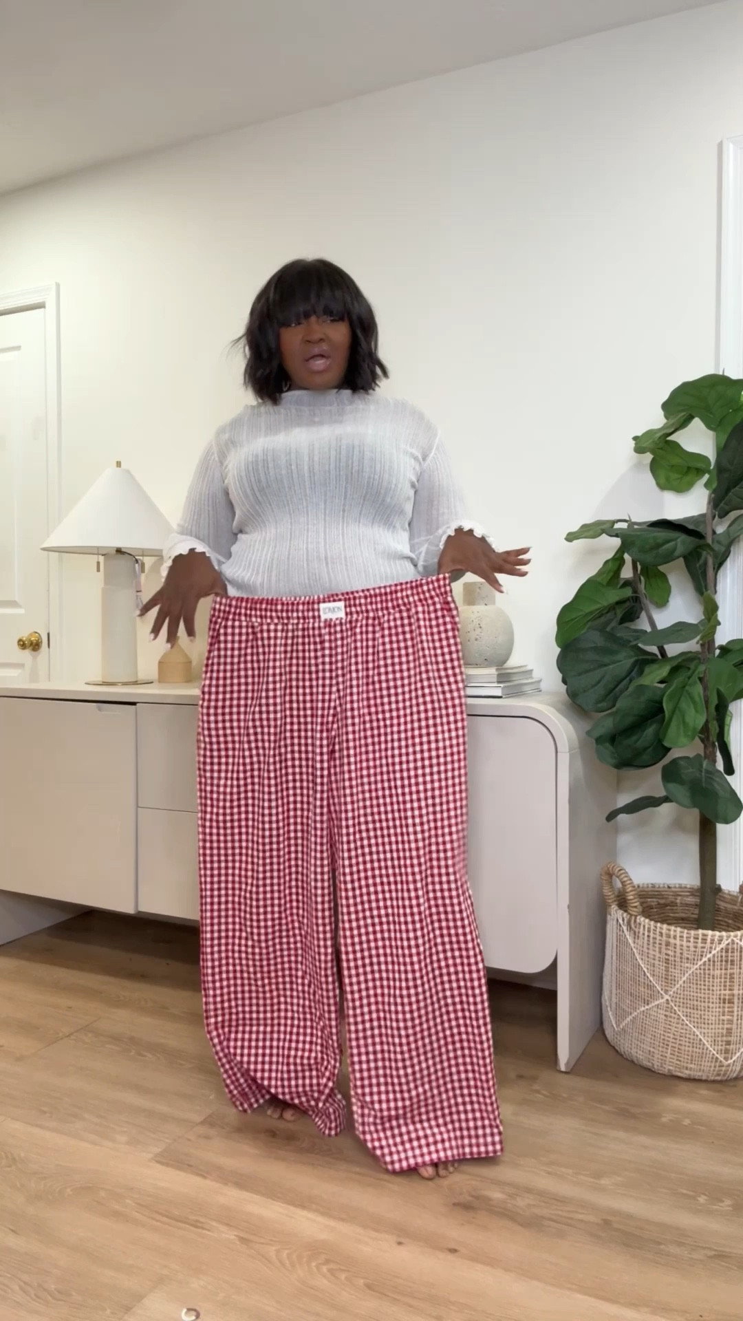 Who said lounge pants stay inside? These gingham boxer pants are soft, playful, and actually polished when styled right. Wearing XX Large for that comfy drape. #GinghamPants #BoxerPantsTrend #SpringOutfitIdeas #CasualChic #PlusSizeStyle #VacationOutfit


#LTKSeasonal #LTKMidsize #LTKSpringSale