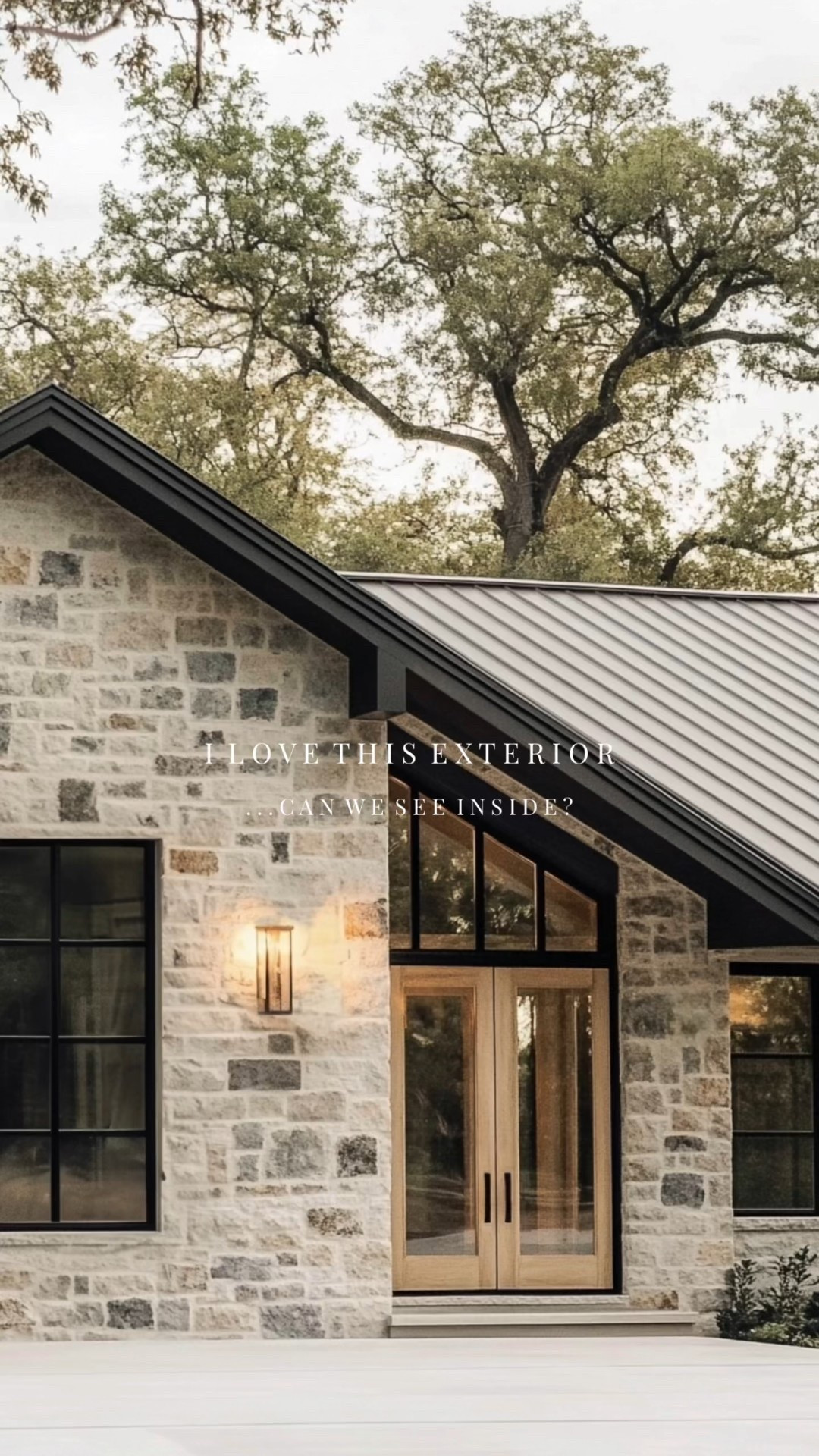 Natural wood tones + stone accents shape this cozy organic take on a 𝘔𝘰𝘥𝘦𝘳𝘯 𝘊𝘳𝘢𝘧𝘵𝘴𝘮𝘢𝘯. 🤎 Warm neutrals & rich textures create a home that feels welcoming and effortlessly timeless. 

#LTKHome #LTKSaleAlert