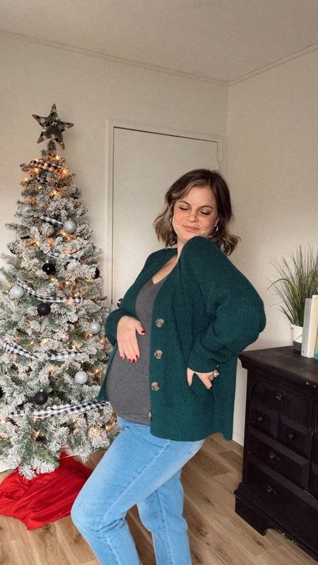 wearing size large for in oversized fit in this Old Navy sweater cardigan! 

#oldnavy #winterfashion #winterstyle

#LTKbump #LTKfindsunder50 #LTKstyletip