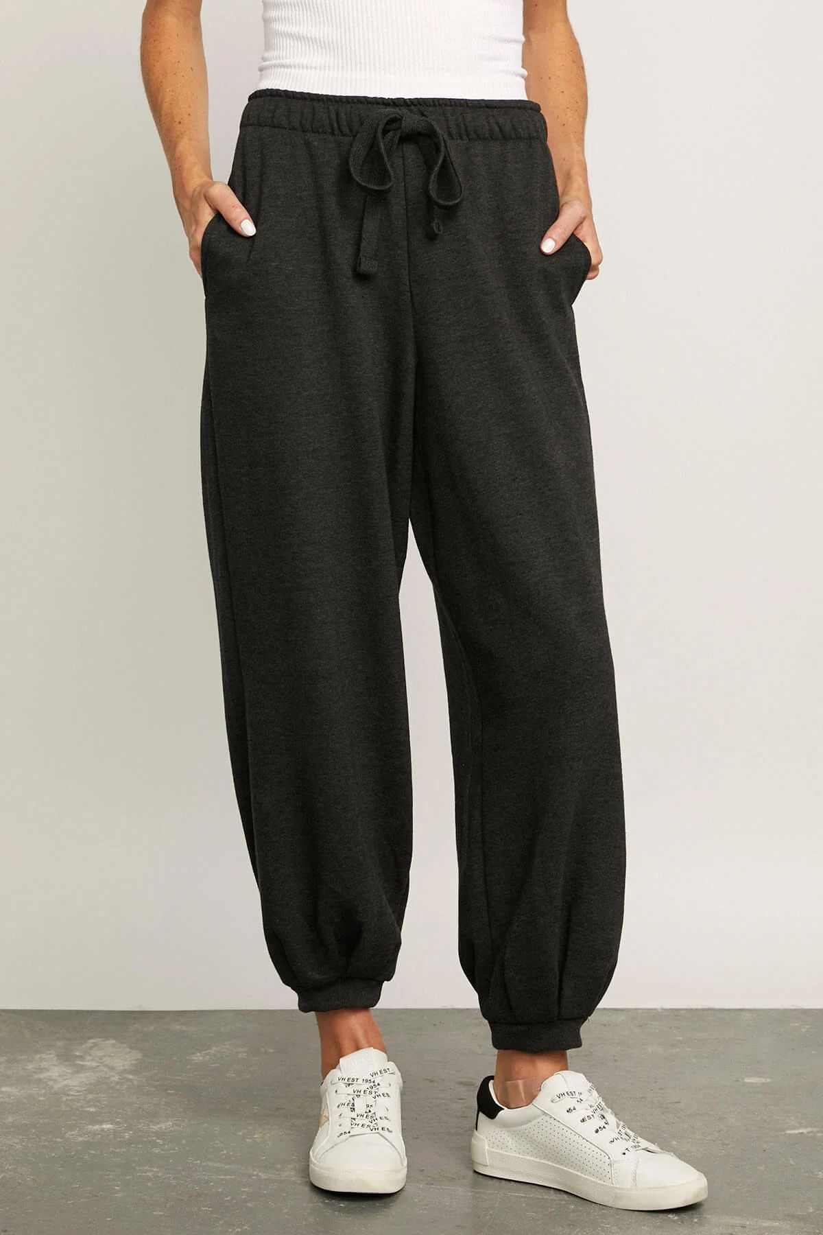 Risen Slouchy Jogger Lounge Pants | Social Threads