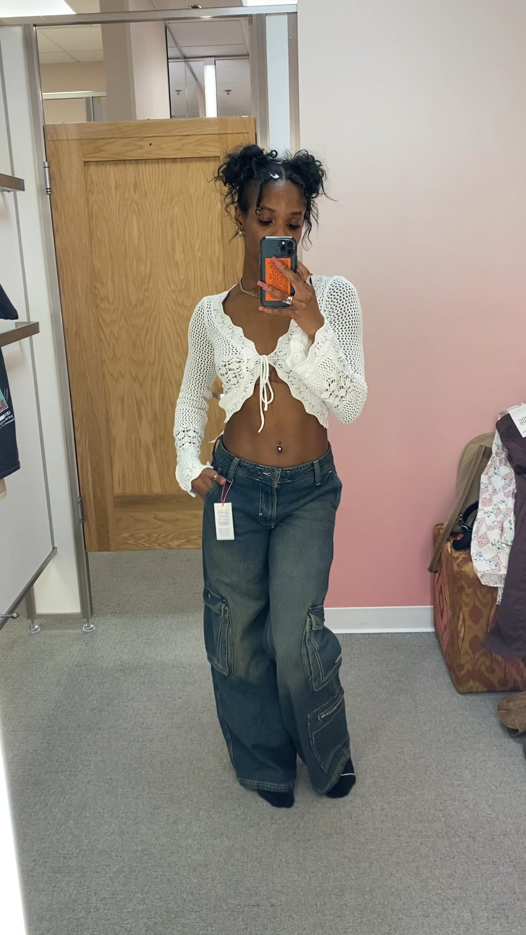 These are my all time fav cargo pants right now and this knitted crop top goes with it perfectly ✨

#LTKVideo #LTKSpringSale #LTKstyletip