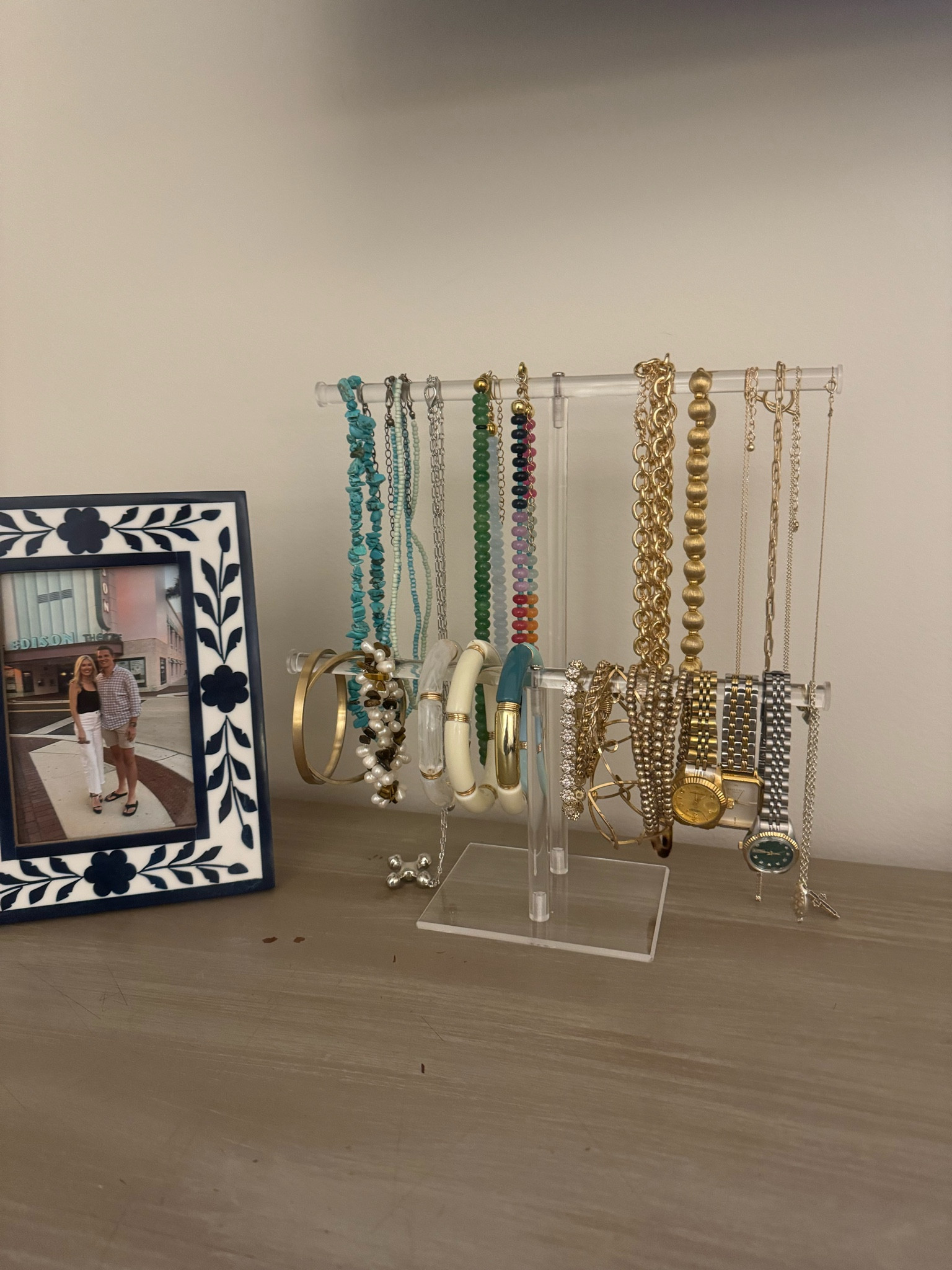 Acrylic jewelry stand 

#LTKHome #LTKSaleAlert