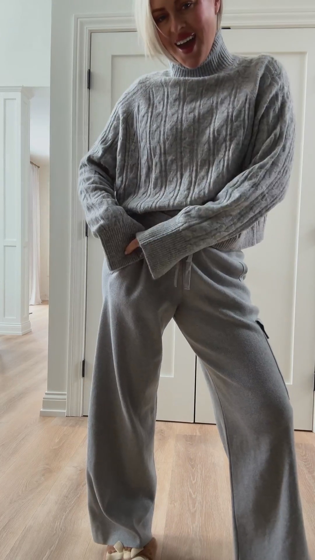 The coziest set omg! We see you Target! 👀

Cozy style. Target finds. Ski outfit. Winter outfit  

#LTKHoliday #LTKFindsUnder50 #LTKootd