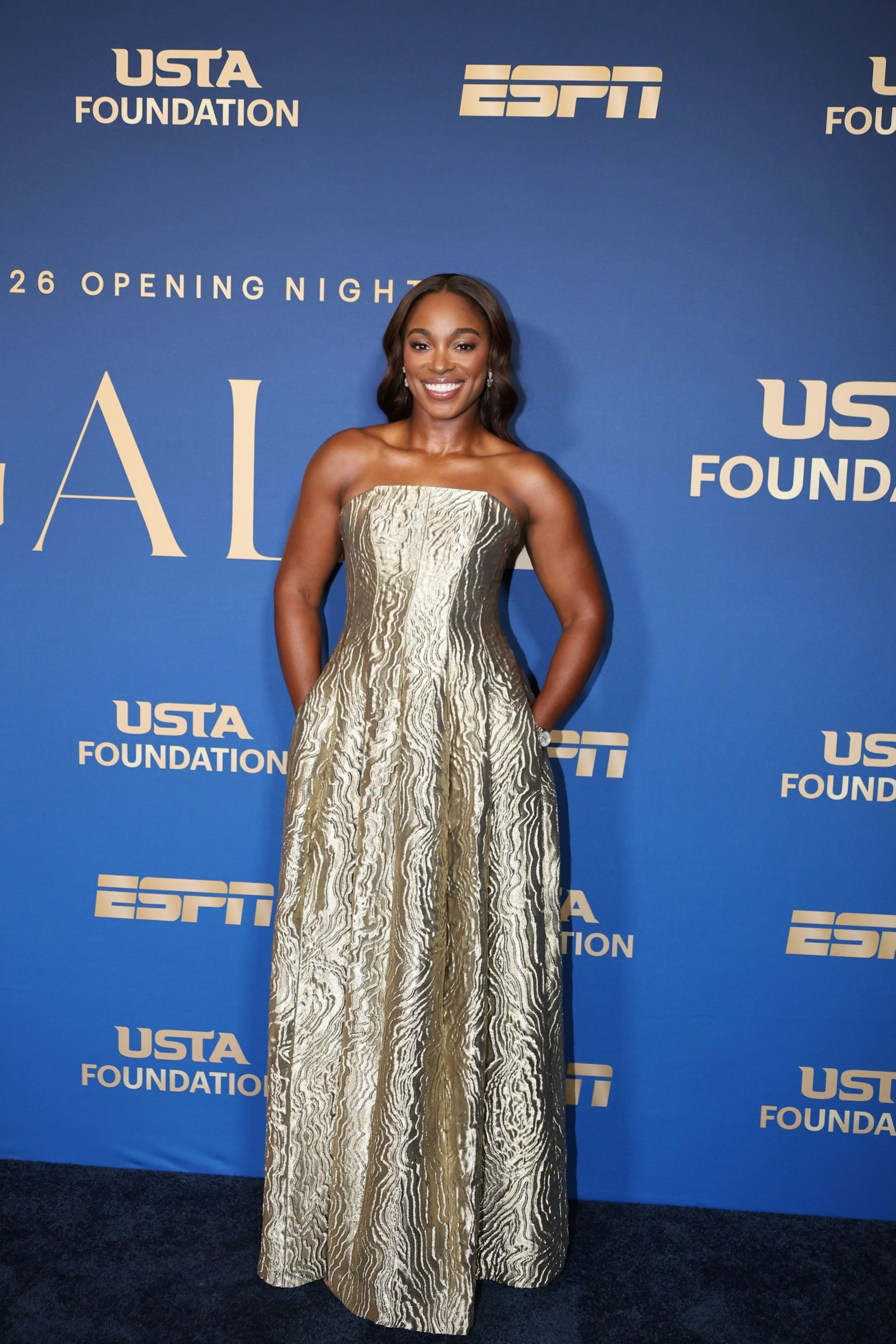 Golden hour glamour at the USTA Foundation Opening Night Gala 💫 wearing a metallic strapless Simkhai jacquard gown (with pockets!) paired with classic Louboutin heels. The ultimate high-fashion inspiration for black-tie galas, formal weddings, and evening events.
Tap the link to shop metallic formal gowns, strapless dresses, and luxury gala accessories! 🛍️✨
#LTKstyletip #LTKwedding #RedCarpetStyle #SloaneStephens #Simkhai #FormalGown #GalaFashion #MetallicDress #USOpen