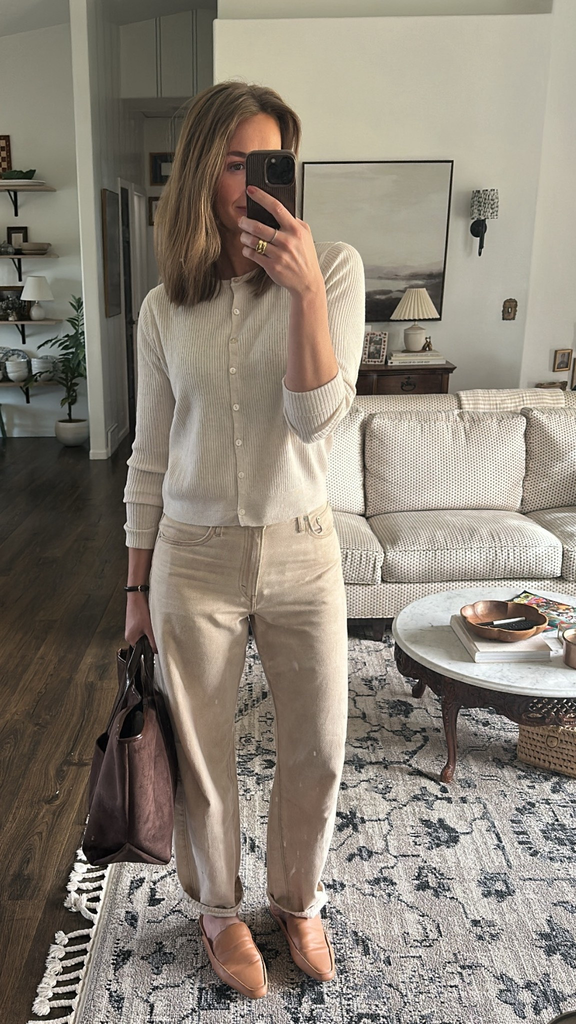 The jeans of all jeans rn. • 5’10” 140lbs // jeans: 28 (I’m usually a 6) / sweater: medium