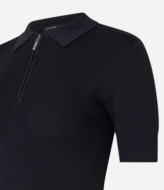 Blusa em Tricô com Mangas Curtas Zíper na Gola Preto | Renner (BR)