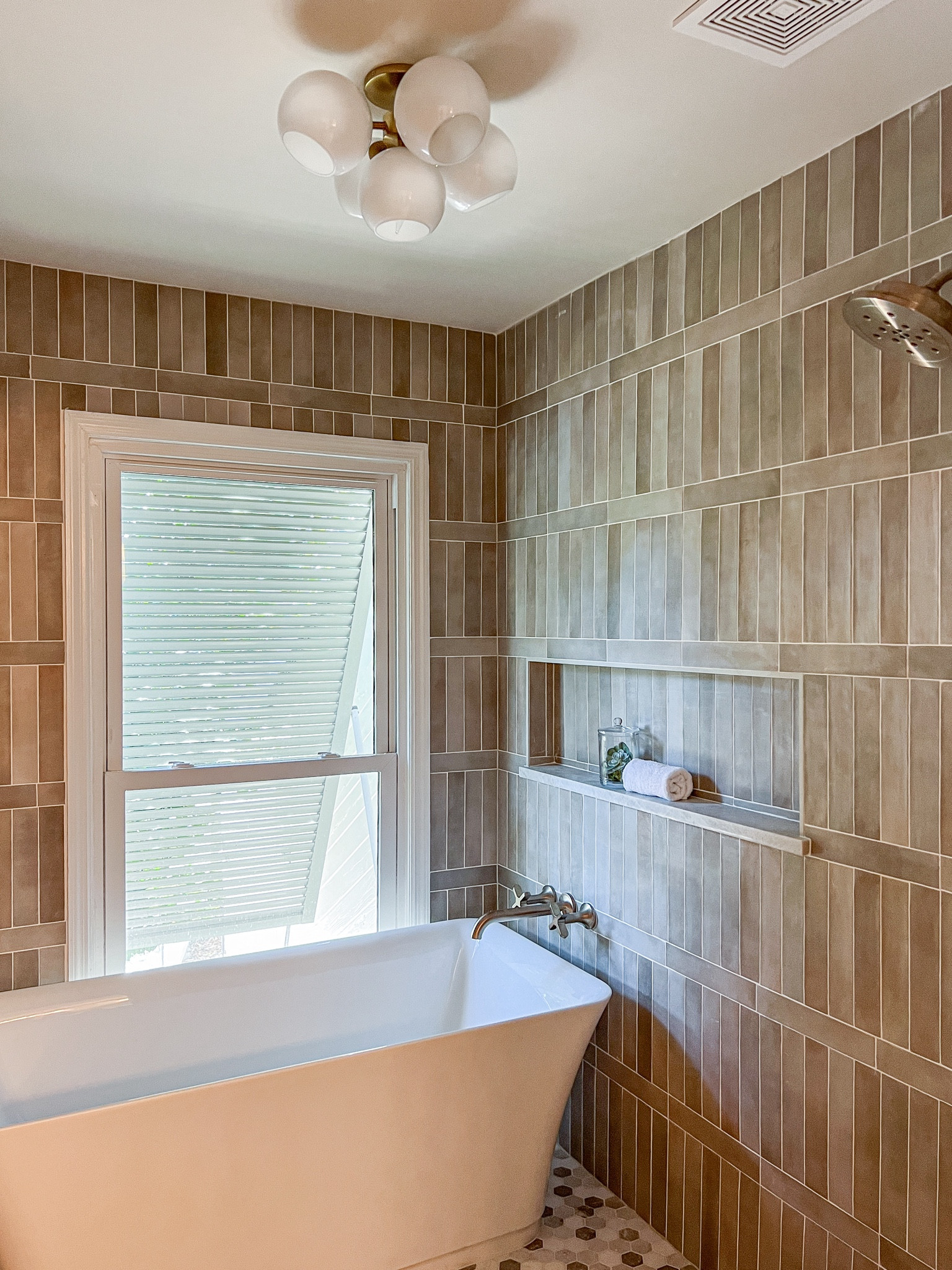 The wet room in this primary bathroom is making all of our dreams come true 🤍✨

#LTKHome