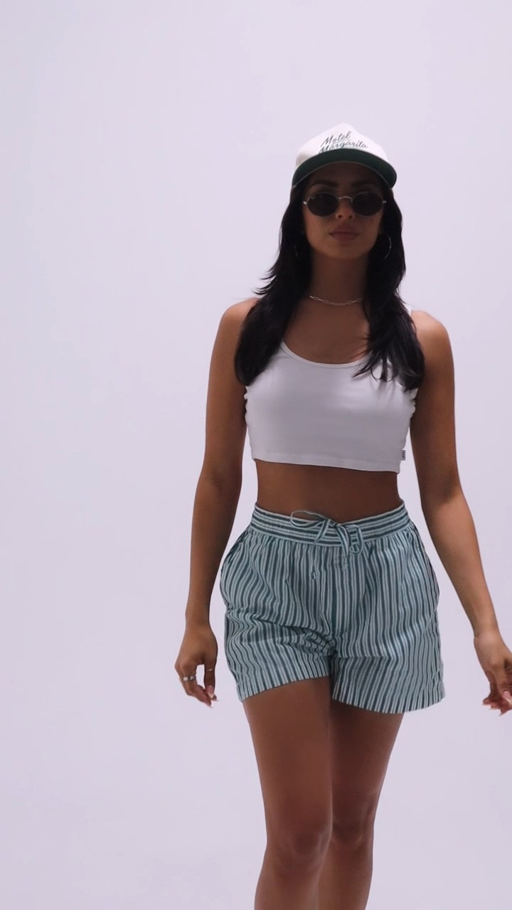 4 out of 30 summer outfit series🌴🤍✨
Hat: @motelmargarita 
Top: @aritzia TNA
Boxer shorts: @gap 
Shoes: @converse 
Jewelry: @amazonfashion 
Sunnies: @rayban 

#summeroutfit #summer #summervibes #fashion #ootd #summertime #style #outfitoftheday #summerstyle #fashionblogger #outfit #fashionstyle #summerfashion #summerdress #instafashion #fashionista #outfitinspiration #instagood #onlineshopping #dress #summerlook #summercollection #love #photooftheday #ootdfashion #styleblogger #k #streetstyle #outfitinspo

#LTKFindsUnder50 #LTKStyleTip #LTKSaleAlert