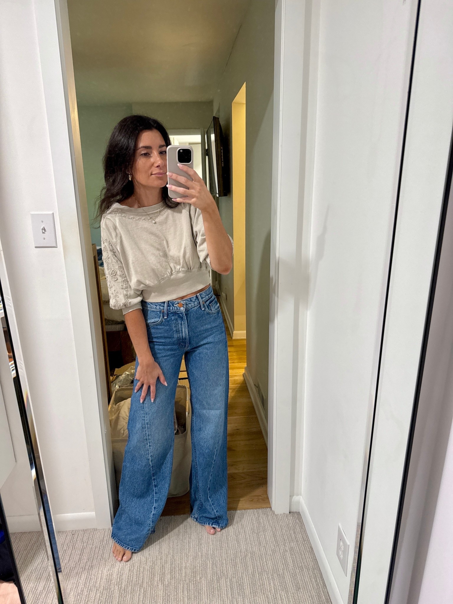 outfit today is my new top & these seam jeans. I wish I had gotten the wrinkles out 😐 but I love this outfit so much with any shoe




#LTKStyleTip #LTKSeasonal #LTKWorkwear