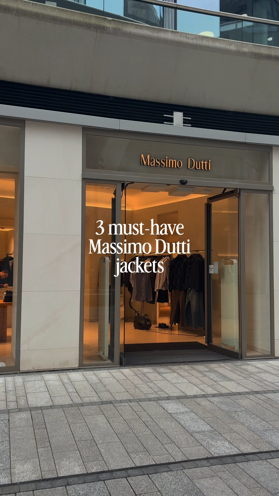 The mandarin-style jacket is etched in my brain 😻 Thank you for your service @massimodutti 

#styleinspo #jackets #mandarinjacket #springfashion #suedejacket