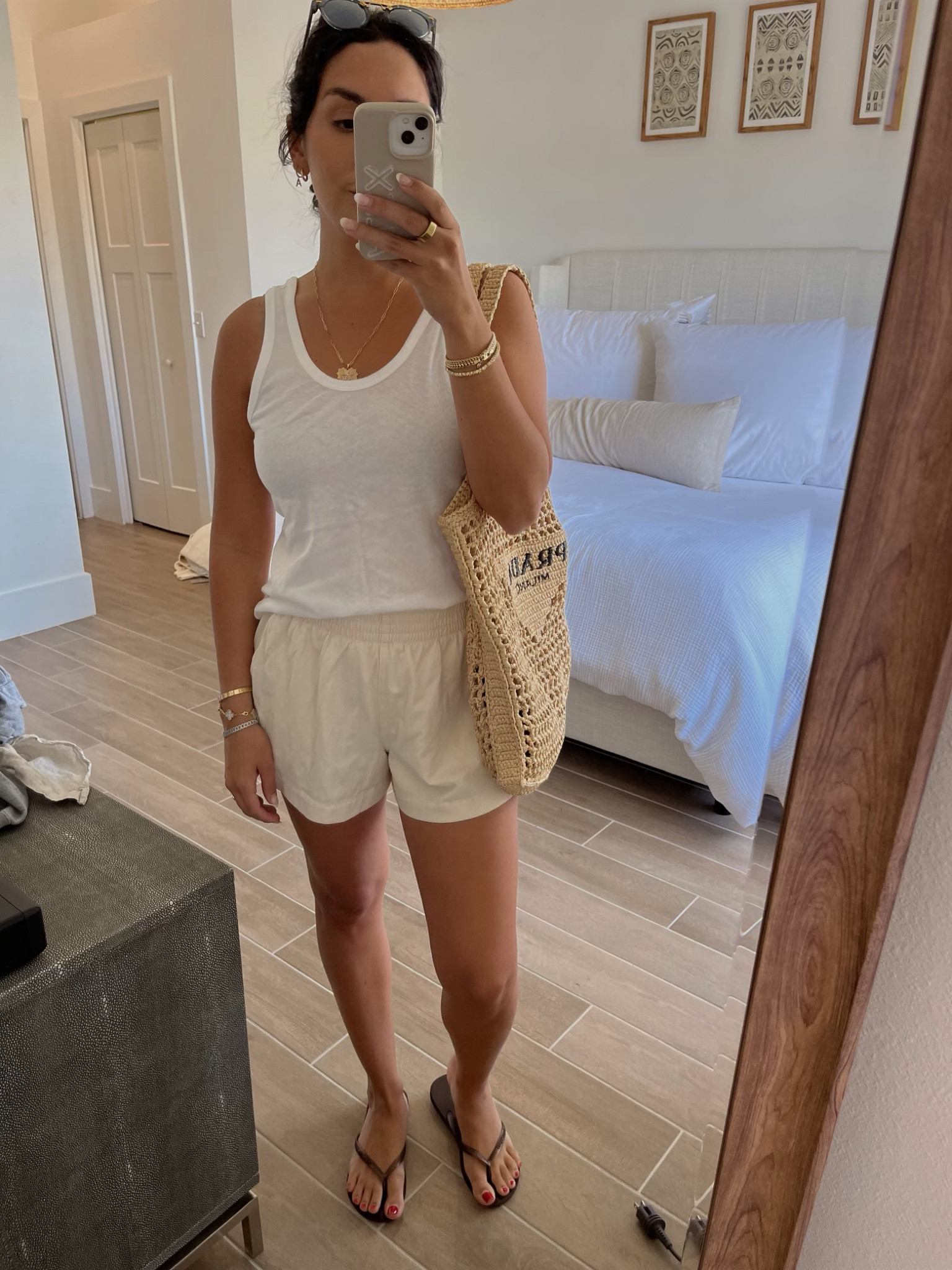 Ootd in Florida! 

Capsule wardrobe, everlane, everyday style, Alexandrea Garza, Alex Garza, florida, florida style, Naples, sarasota, basics, everyday basics, casual style, sandals, totes, veja, sneakers 
