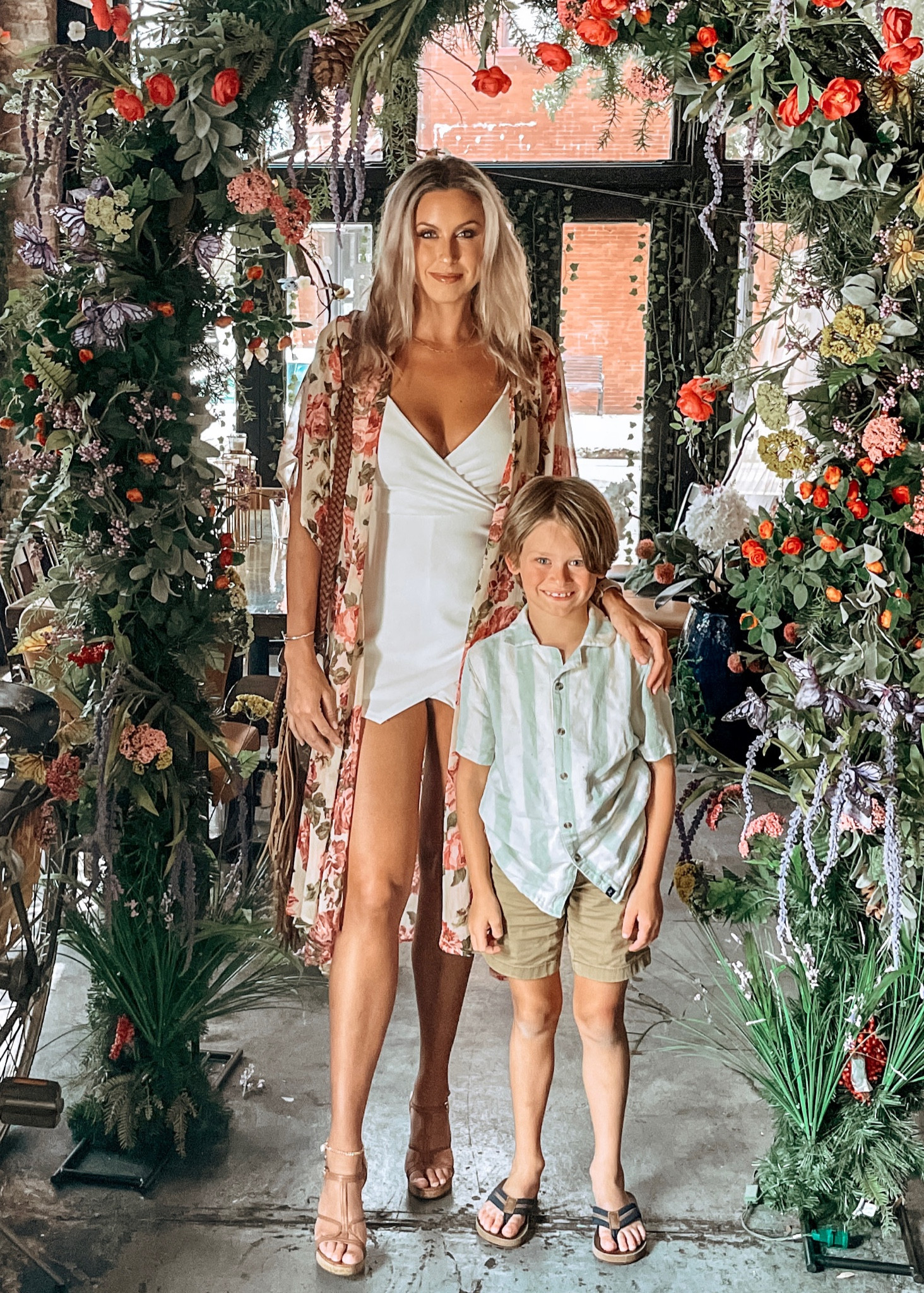 Brunch dates 💕🌿🌸
Cute outfit for spring and summer  lunch and brunch days. Style it for your fashion taste! 
White Dress


#springstyle #bohostyle #summerfashion #newarrivals #classic #white #floral #amazonfinds

#LTKshoecrush #LTKstyletip #LTKitbag