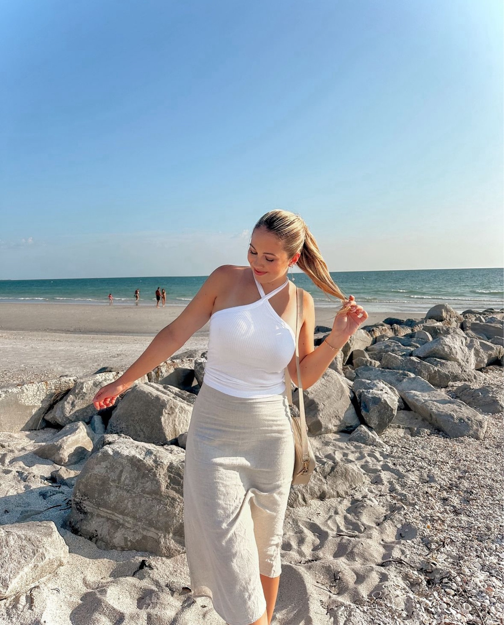End of summer outfit on the beach 🐚⚓️🦀 #summeroutfit #beachvibes #beachoutfit