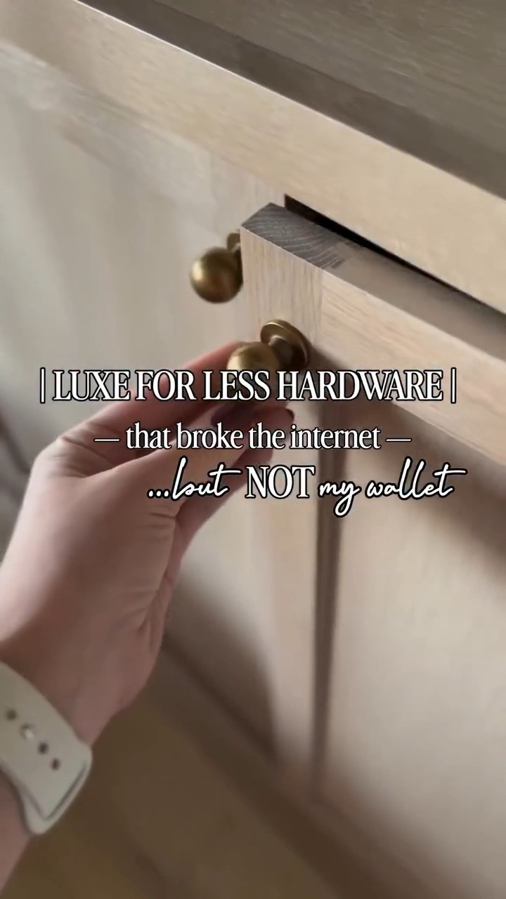 SAVE this post 🤍 and elevate your home with this unique, affordable hardware!

I can’t tell you how many brass finishes I went through to find the perfect one that complimented our lighting, cabinet tones, and kitchen plumbing fixtures.
Surprisingly, I landed on this inexpensive Amazon hardware — and loved it so much that I ordered the same style in different finishes for our bathrooms too!

✨ Brushed brass — pairs beautifully with our warm bathroom fixtures
🖤 Matte black — perfect for the boys’ bathrooms for a more masculine touch

These luxe-for-less pieces completely pulled each space together!

Comment SHOP below to receive a DM with the link to shop this post on my LTK ⬇

https://liketk.it/5rSQi

⸻

#brasshardware #blackhardware #cabinethardware #cabinetjewelry #kitchensofinstagram #kitchensofig #modernhome #myneutralhome #neutralhome #modernkitchen #kitcheninspo #amazonfinds #amazonhome #ltkhome #ltkstyletip #ltkfindsunder50 #ltkwatchnow #modernmediterranean #moderneuropean #kitchenfinds #homeorganization #brassfinish #design #decor

Comment SHOP below to receive a DM with the link to this post on my LTK ⬇ https://liketk.it/5s1wv