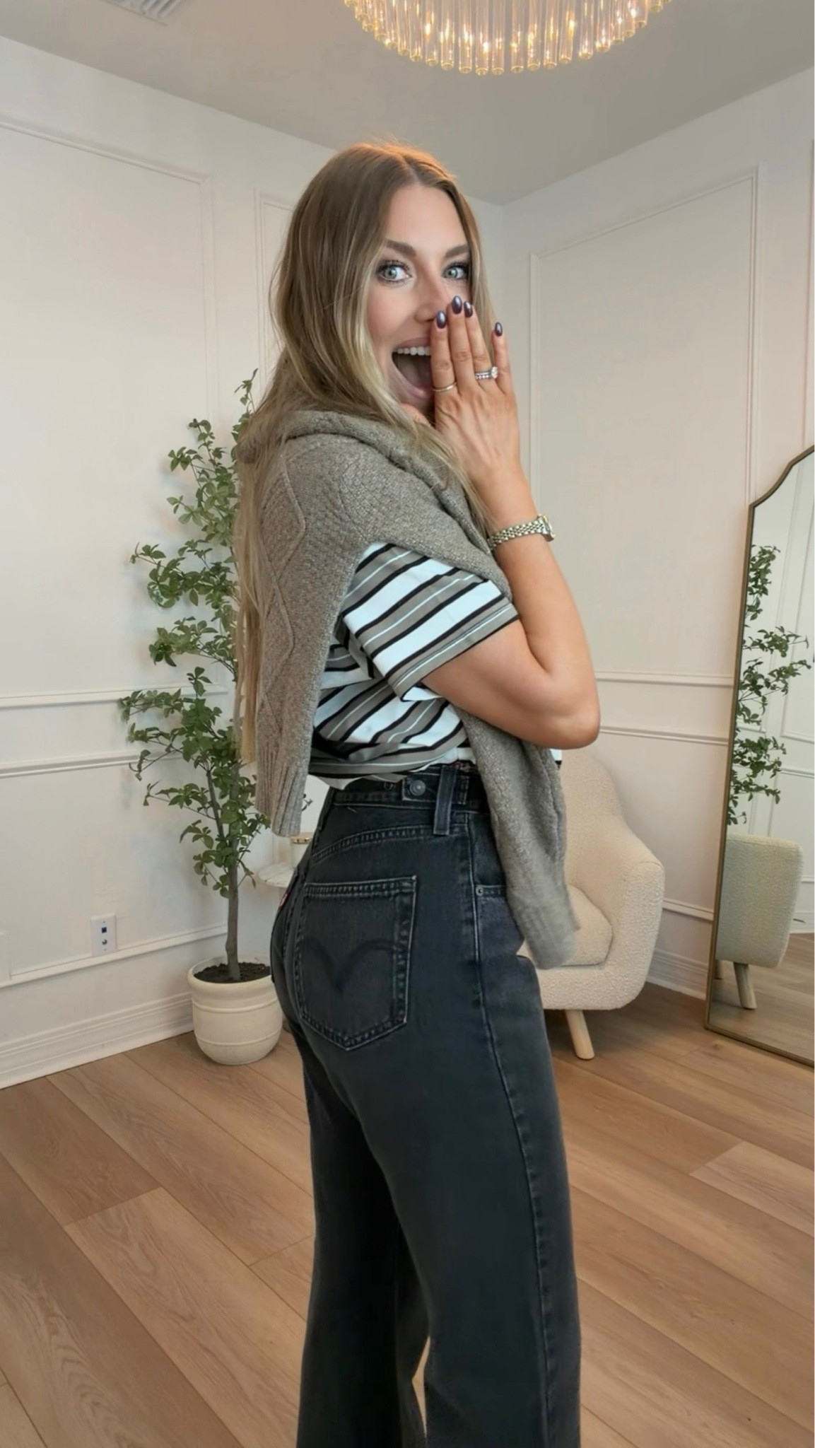 Omg these jeans 🔥🍑 wearing a 27x32