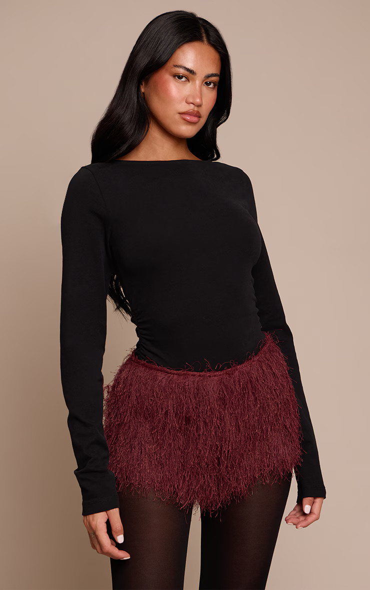 Plum Textured Faux Fur Hot Pants | PrettyLittleThing UK