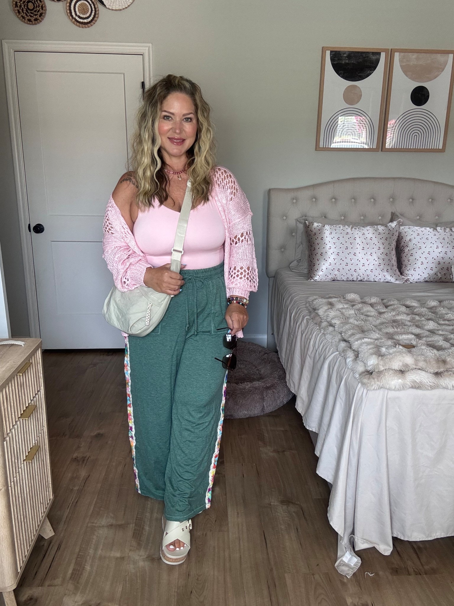 Cardigan size medium
Tank size large 
Pants size large 
Sandals tts