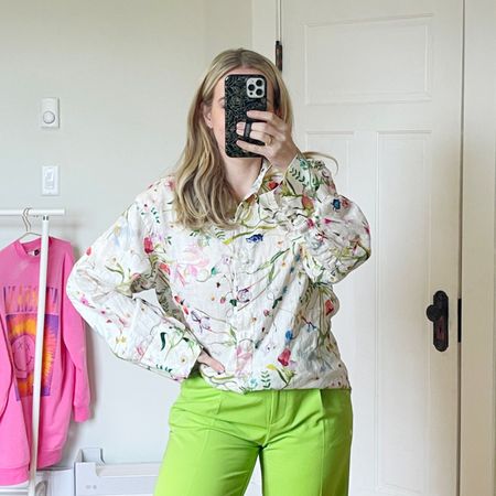 Floral print oversized blouse - perfect for spring! Would also work great as a swim coverup! Runs big so size down a size 

#LTKstyletip #LTKunder50 #LTKunder100