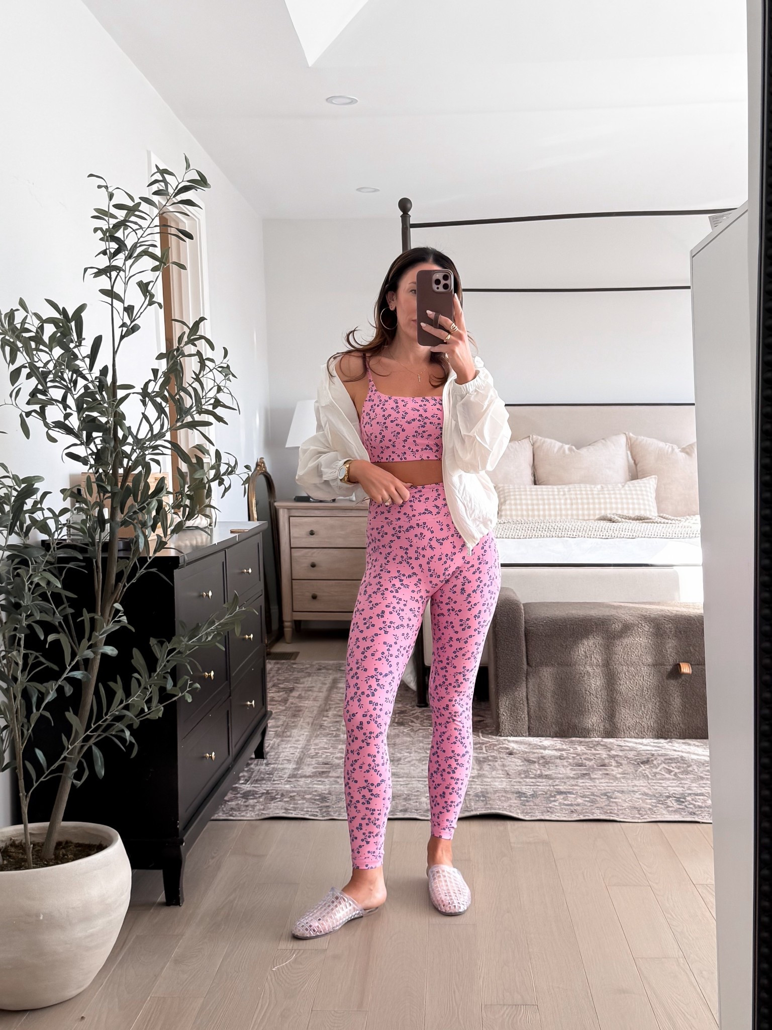 Old Navy new arrivals! I’m loving this print, these are also comfortable. I’m wearing a small in both. 

#LTKdayinmylife #LTKActive #LTKPetite