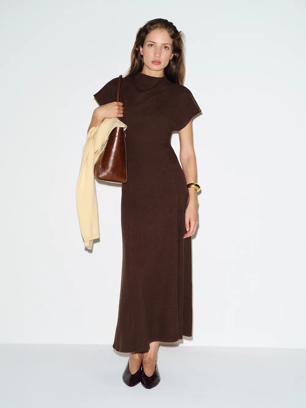 Fall wardrobe is officially getting good 🍂🤎 These Reformation fall finds are SO pretty—think effortless dresses, cozy sweaters, chic jackets, elevated coats, and all those easy pieces that make getting dressed feel instantly put together. I’m loving the rich fall colors, flattering silhouettes, and pieces you can wear now and layer all season long. Perfect for date nights, fall weddings, work days, weekend plans, and basically every cute fall moment. ✨

#Reformation #ReformationStyle #ReformationDress #FallFashion #FallOutfits #FallStyle #FallWardrobe #FallFashionFinds #FallDresses #FallSweaters #FallJackets #FallCoats #AutumnFashion #AutumnStyle #CozyFallStyle #FallOutfitIdeas #FallCapsuleWardrobe #NeutralStyle #ElevatedBasics #ChicFallOutfits #DateNightOutfit #FallWeddingGuest #SweaterWeather #LayeringSeason #ClassicStyle #MinimalStyle #EverydayStyle #WomensFashion #FallMustHaves #FallFashion2026 

 #LTKNYFW #LTKSeasonal #LTKU