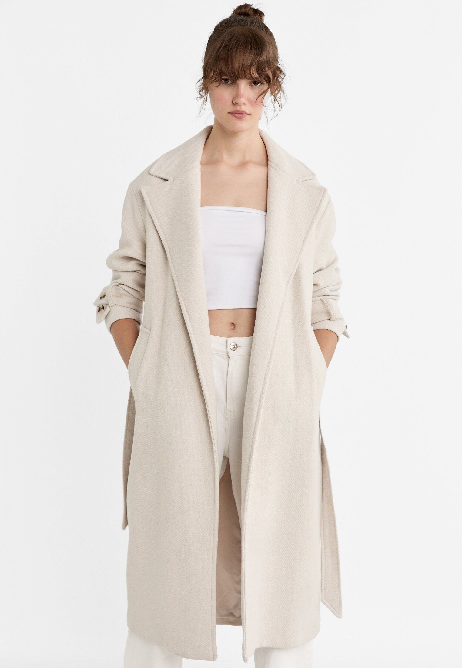 Long coat with belt | Stradivarius (UK)