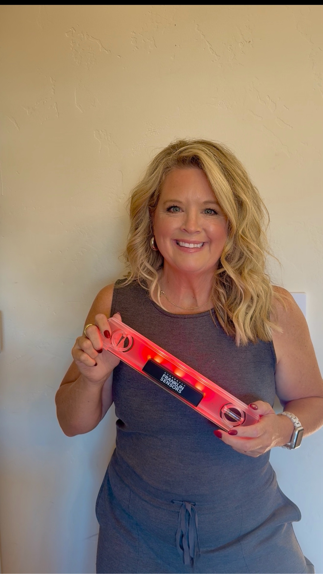 If you've ever had trouble hanging something level, you're going to love this! 

This LED level literally tells you when you're off. Lights red when it's not level or plumb, yellow, when you're close, and green when you've nailed it! 

You can see it from almost any angle, even in the dark or over overhead. 

It's magnetic, super lightweight and runs on one AA battery. Plus, it works for both vertical and horizontal leveling so you can stop guessing and actually trust it!

#LTKHome