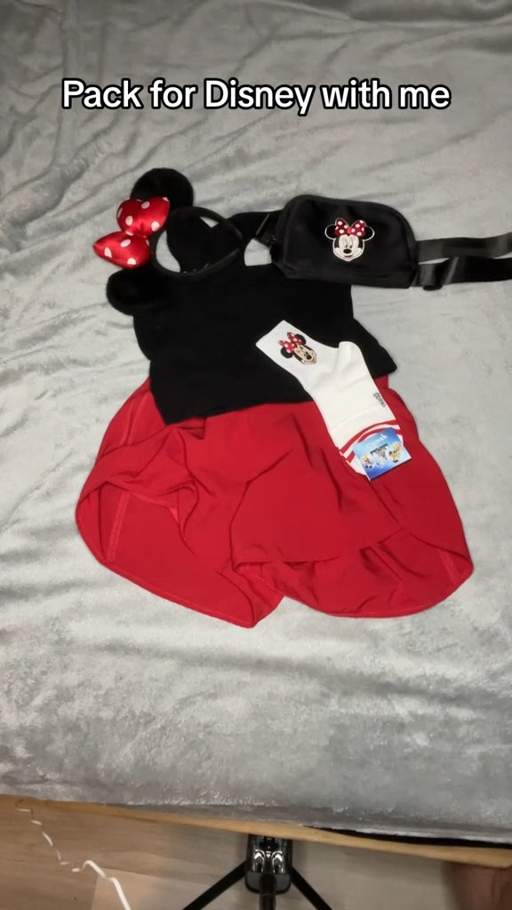 If you are looking for the cutest outfits to wear to Disney, then I am your girl 💁🏼‍♀️ #disneyoutfits

#LTKstyletip #LTKtravel #LTKfindsunder50