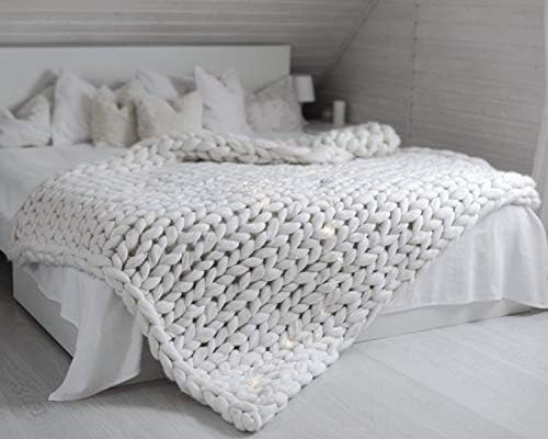 ERLYEEN Chunky Knit Blanket Merino Wool Hand Made Throw Boho Bedroom Home Decor Giant Yarn,White,... | Amazon (US)