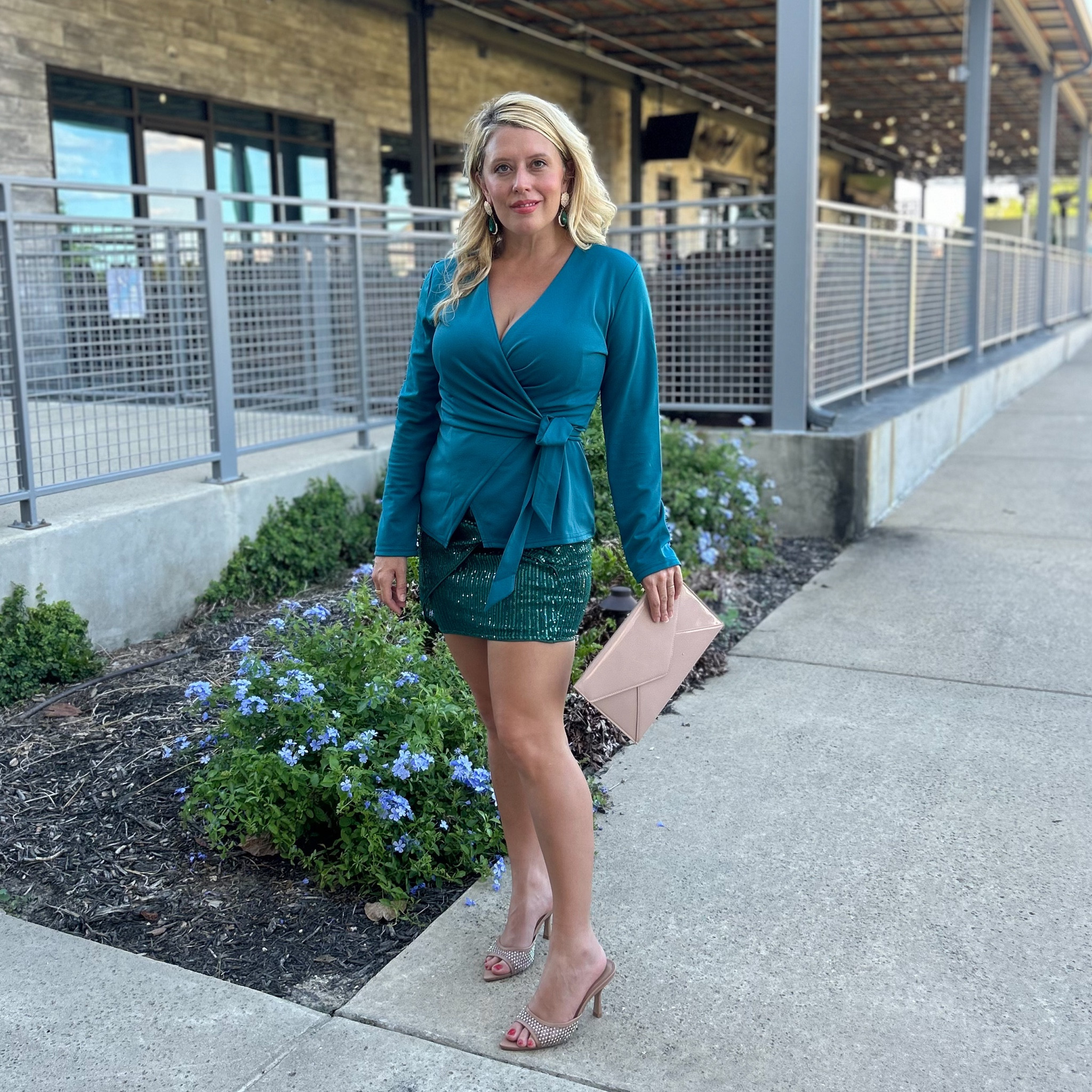 Date night look 



#LTKStyleTip #LTKFindsUnder100 #LTKParties