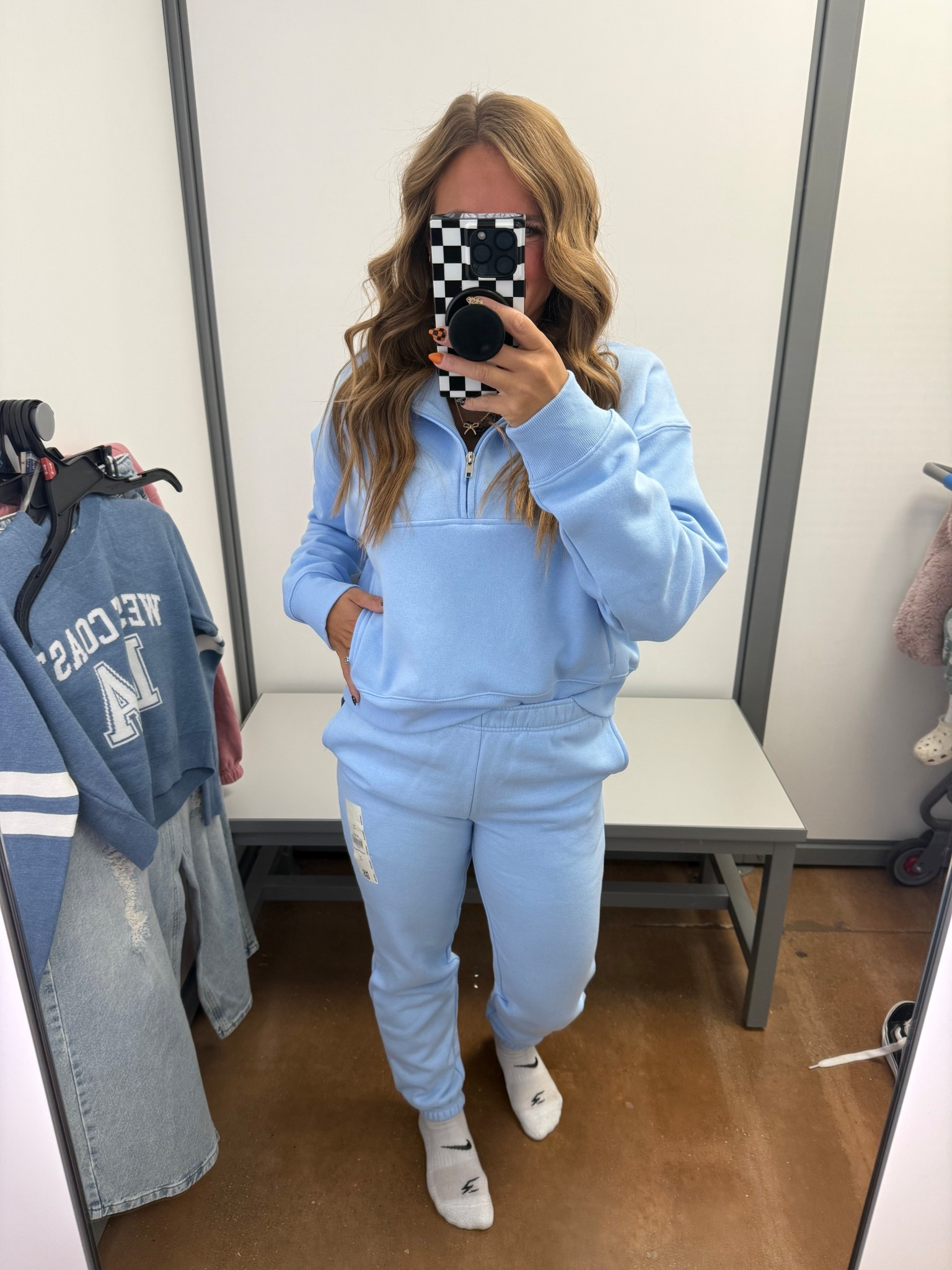 No Boundaries sweatset 💙

#LTKPetite #LTKU #LTKStyleTip
