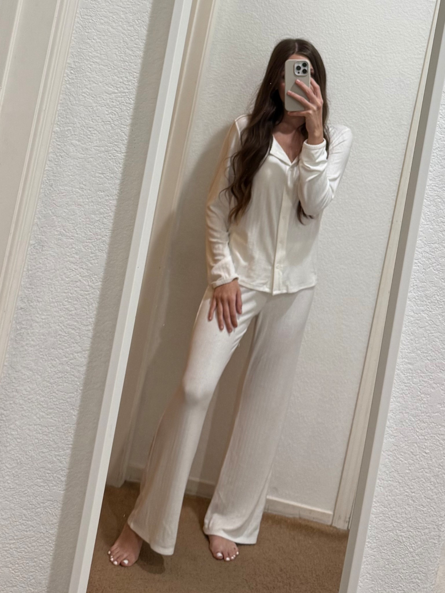 top: small
bottoms: xs

#LTKTravel #LTKFindsUnder50 #LTKStyleTip