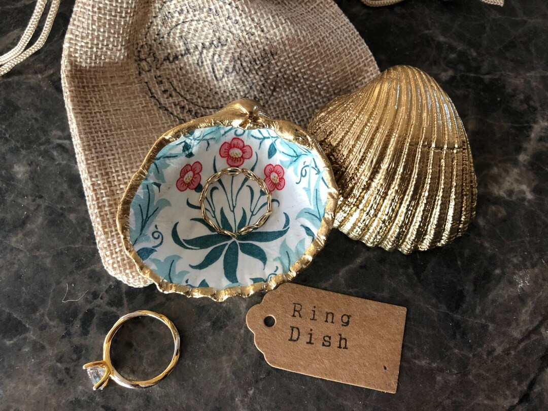 William Morris Celandine Red Floral Gold Cockle Shell Ring Dish Gift for Her Ring Holder or Propo... | Etsy (US)