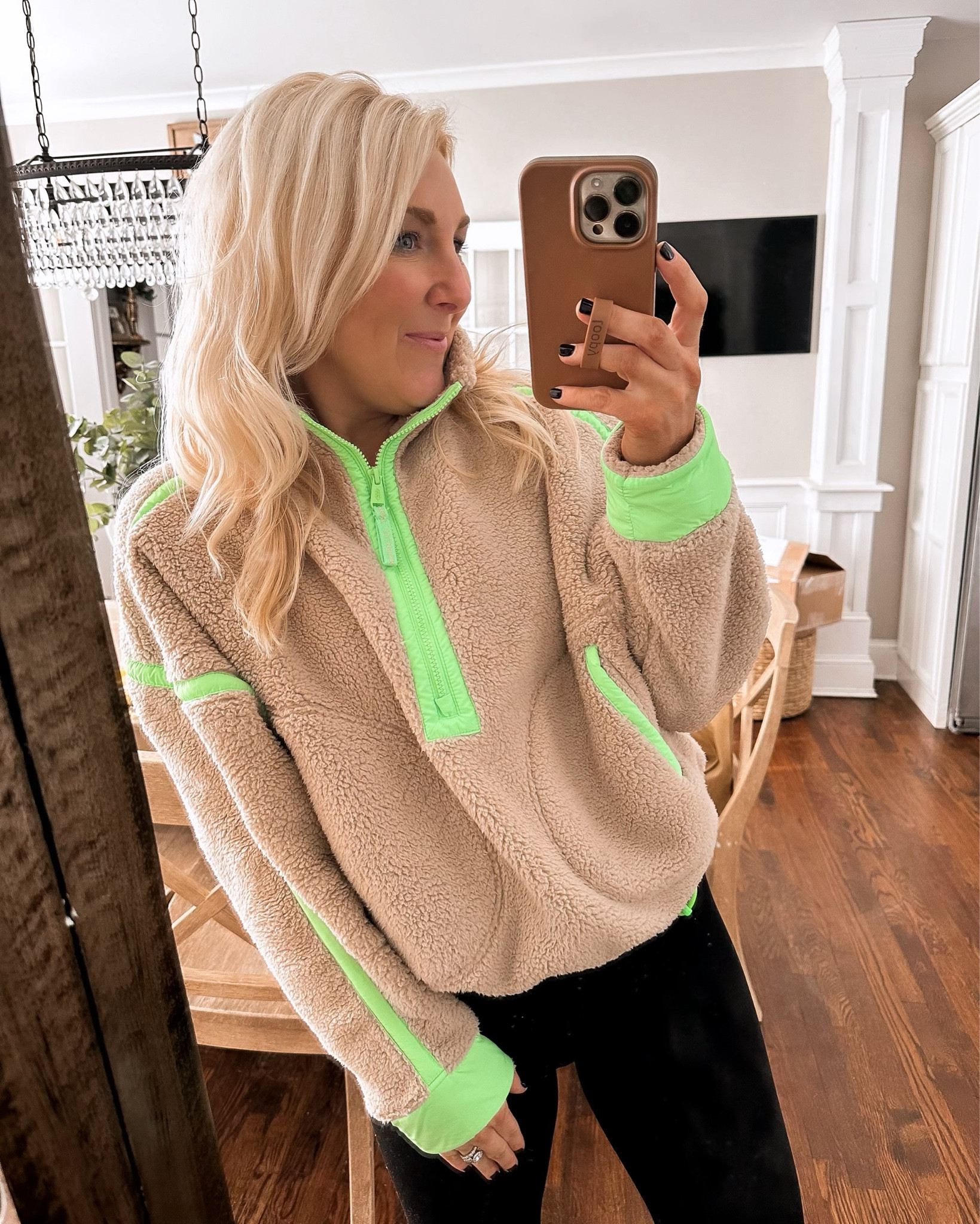 This fleece is. 10/10! I’m wearing a small. 

#LTKstyletip #LTKfindsunder100