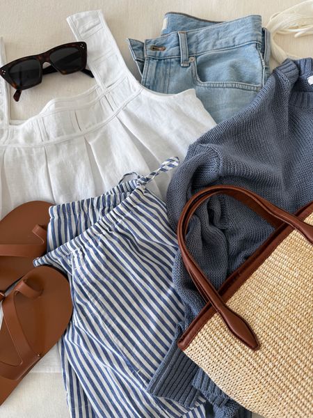 Warm weather newness from @madewell. Think linen, light wash denim, comfy shorts, and so many other light layers. #ad #madewellpartner #madewell