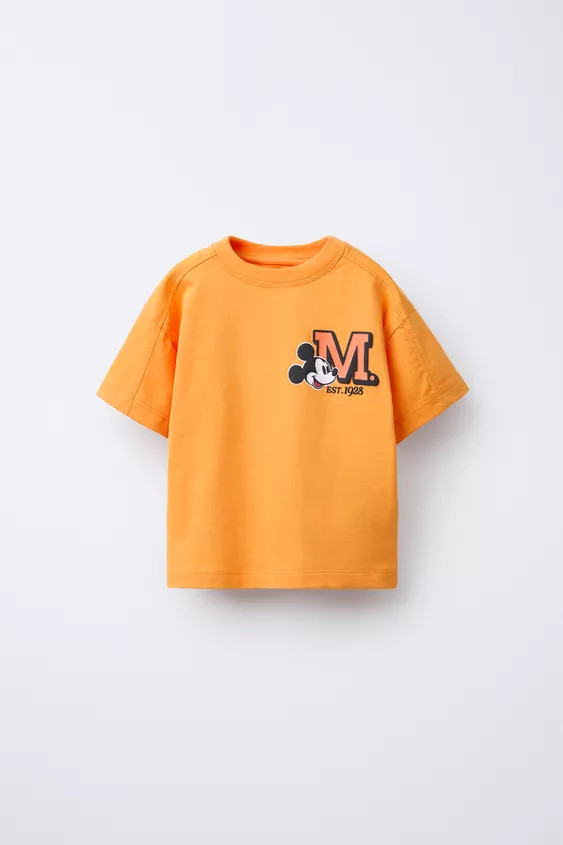 Round neck T-shirt with short sleeves. Mickey Mouse © Disney print at front and back. | Zara US