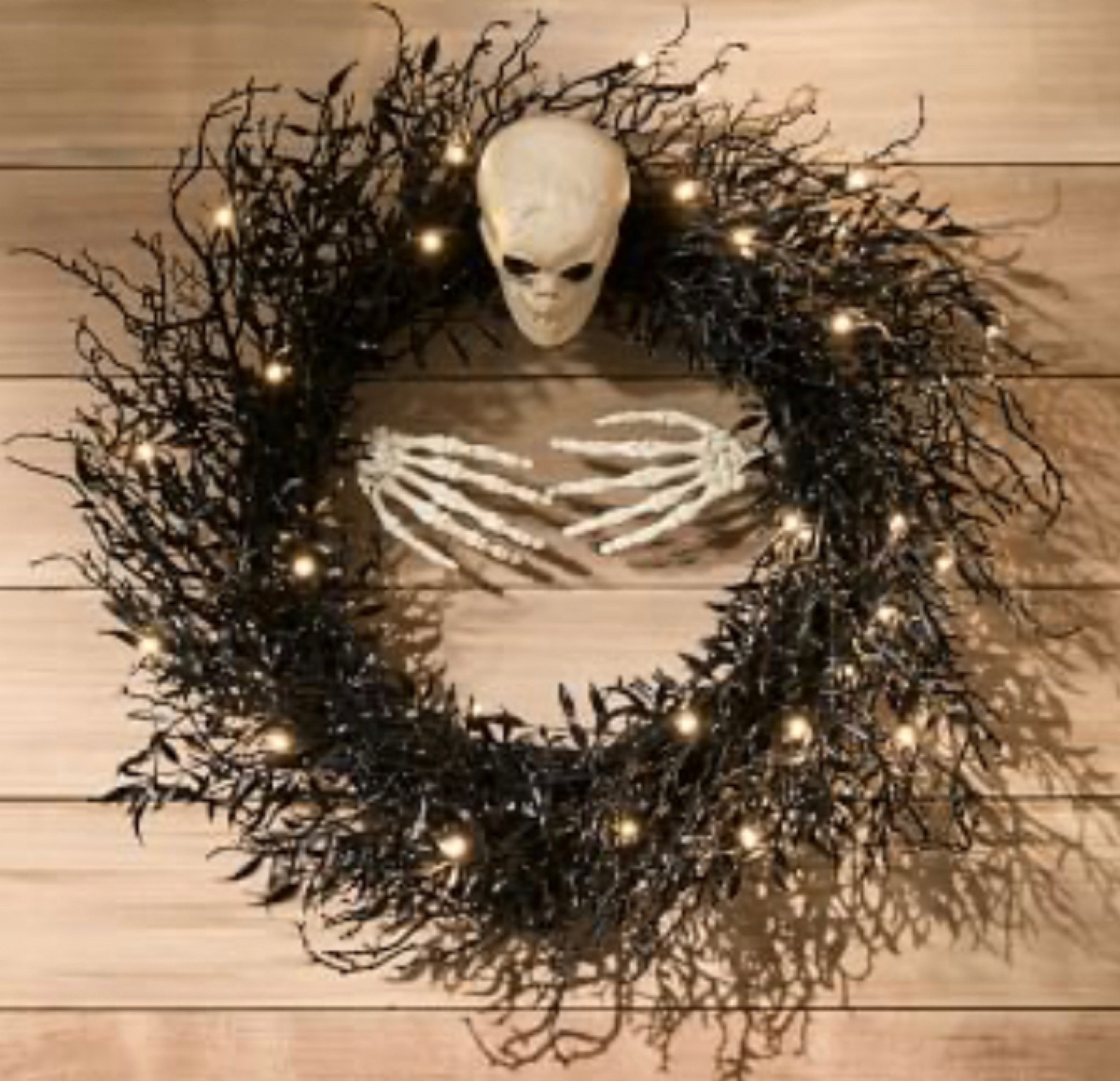 Scary wreath, light up, Halloween, Halloween decor, seasonal, spooky decorations, skull, skeleton 

#LTKhome #LTKGiftGuide #LTKSeasonal