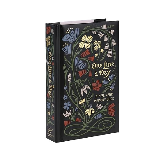 Nouveau One Line a Day: A Five-Year Memory Book | Amazon (US)