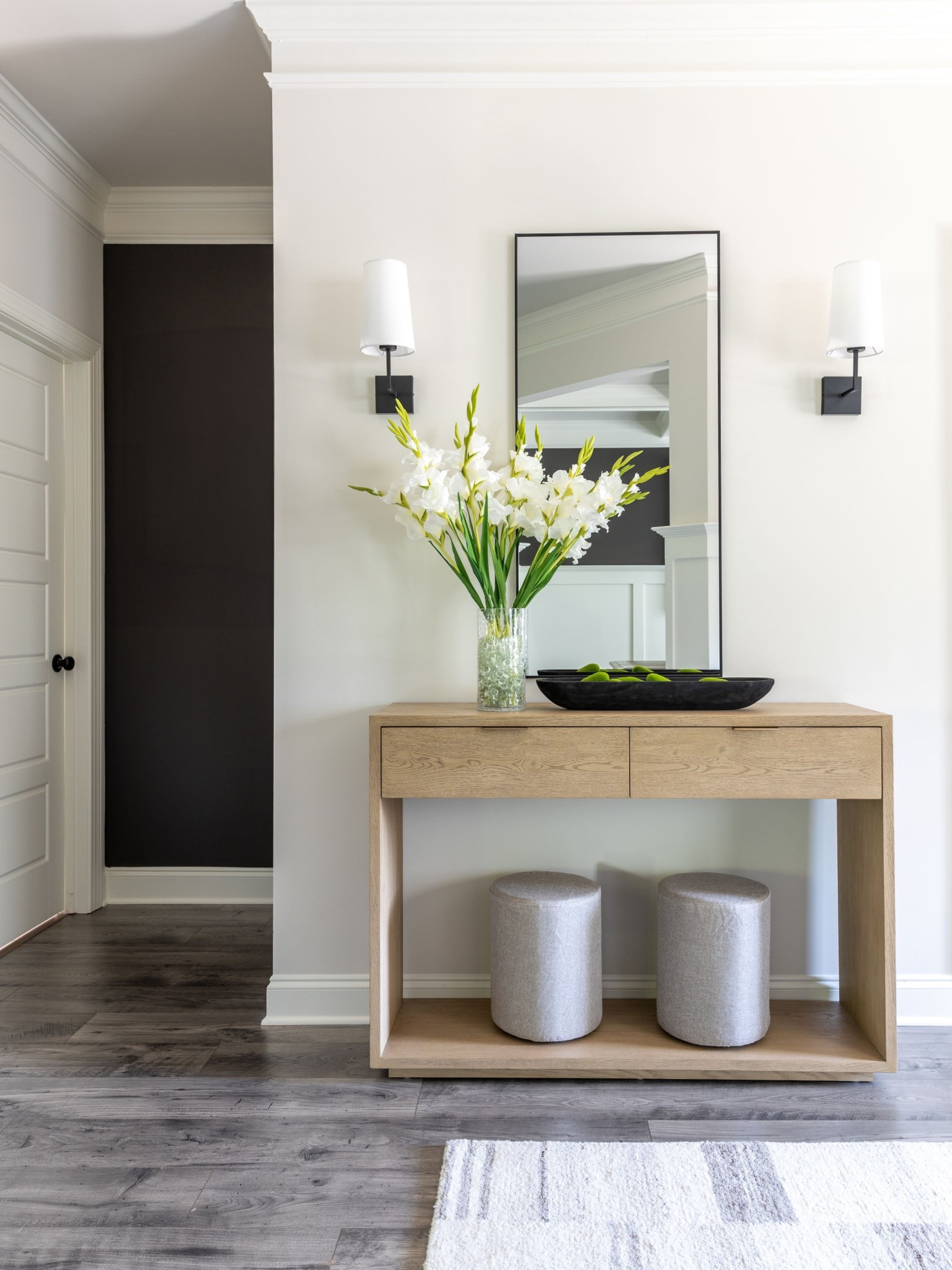Neutral entryway 

#LTKHome #LTKFindsUnder100 #LTKStyleTip