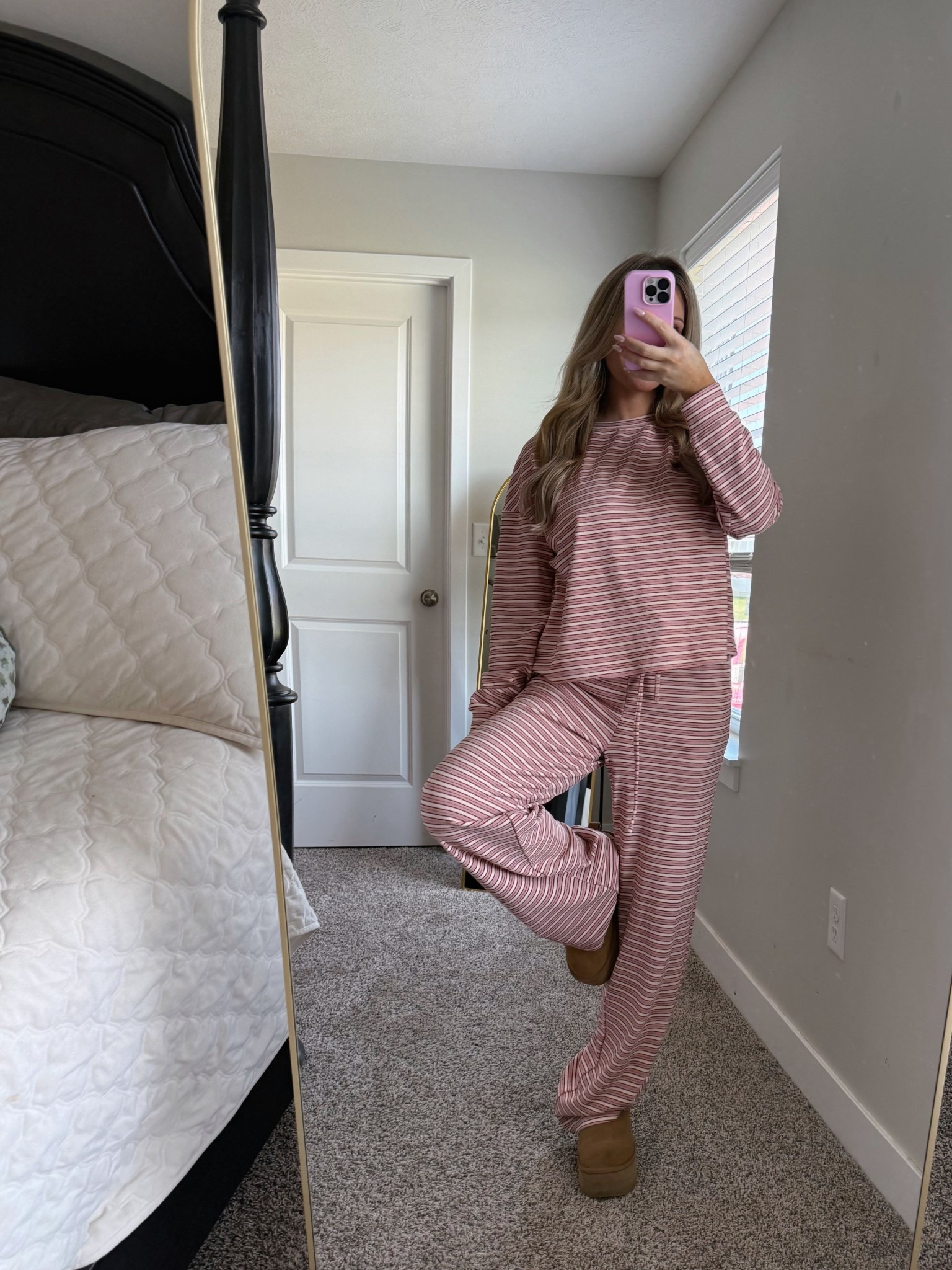 exhausted + empty house = comfy sets I don’t have to think about 🤍

#LTKSaleAlert #LTKdayinmylife #LTKootd