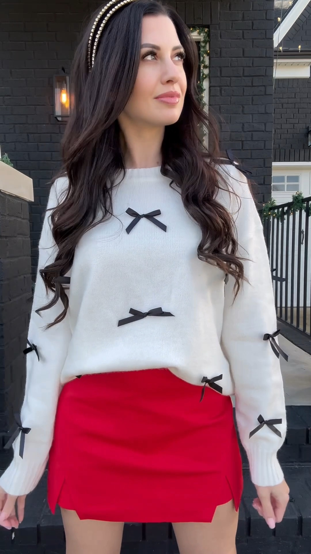 Holiday fashion, holiday outfit, petite fashion, red skort, petite, bows, bow sweater, holiday sweater 

#LTKHoliday #LTKSeasonal