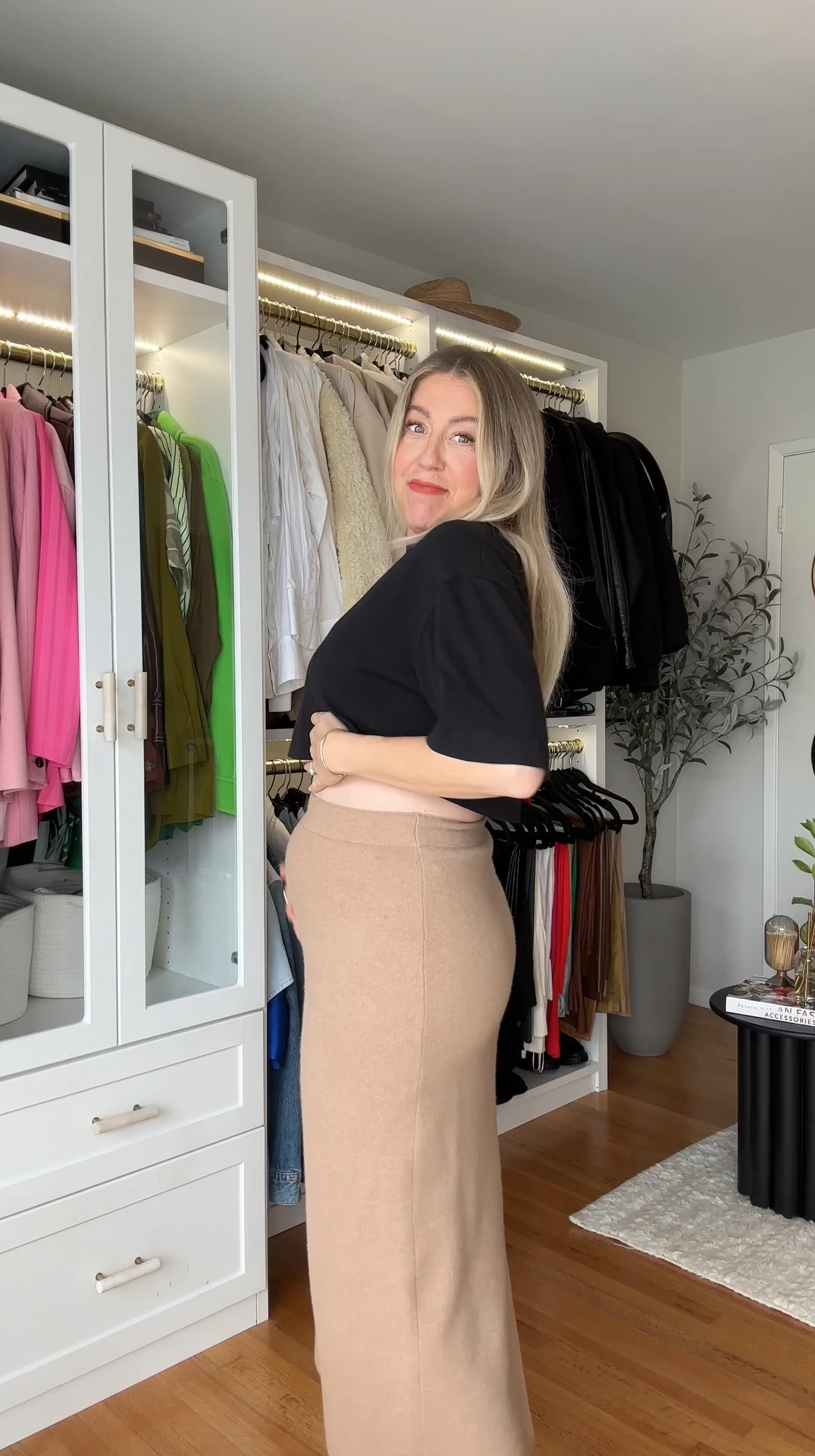 What I’m Wearing at 5 Months Pregnant

#LTKBaby #LTKStyleTip #LTKFindsUnder100