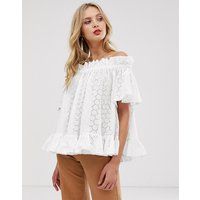 ASOS DESIGN off shoulder top in broderie-White | ASOS CH