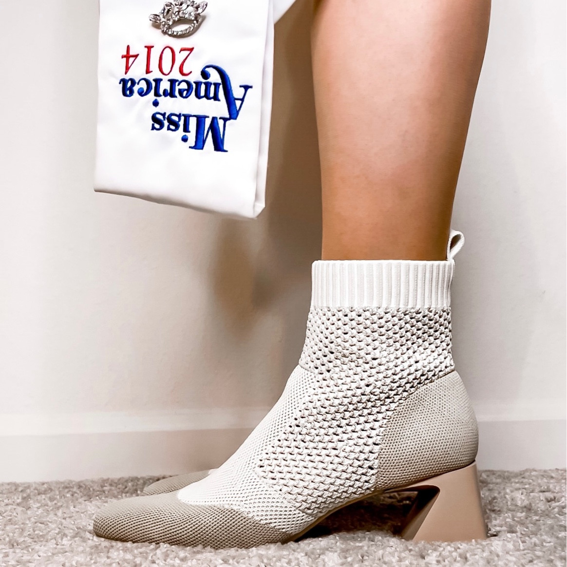 Who says you can’t wear white after Labor Day? Wearing the perfect winter boots by @vivaia_official @vivaialove
 #VIVAIA #Vpurpose #vivaiaonmyway
- use code DRCOLE for 15% off - fits true to size, I’m wearing 7.5 (size 39) #whiteshoes #whiteboots #winterboots #boots #giftinspo #shoeinspo

#LTKshoecrush #LTKHoliday #LTKGiftGuide