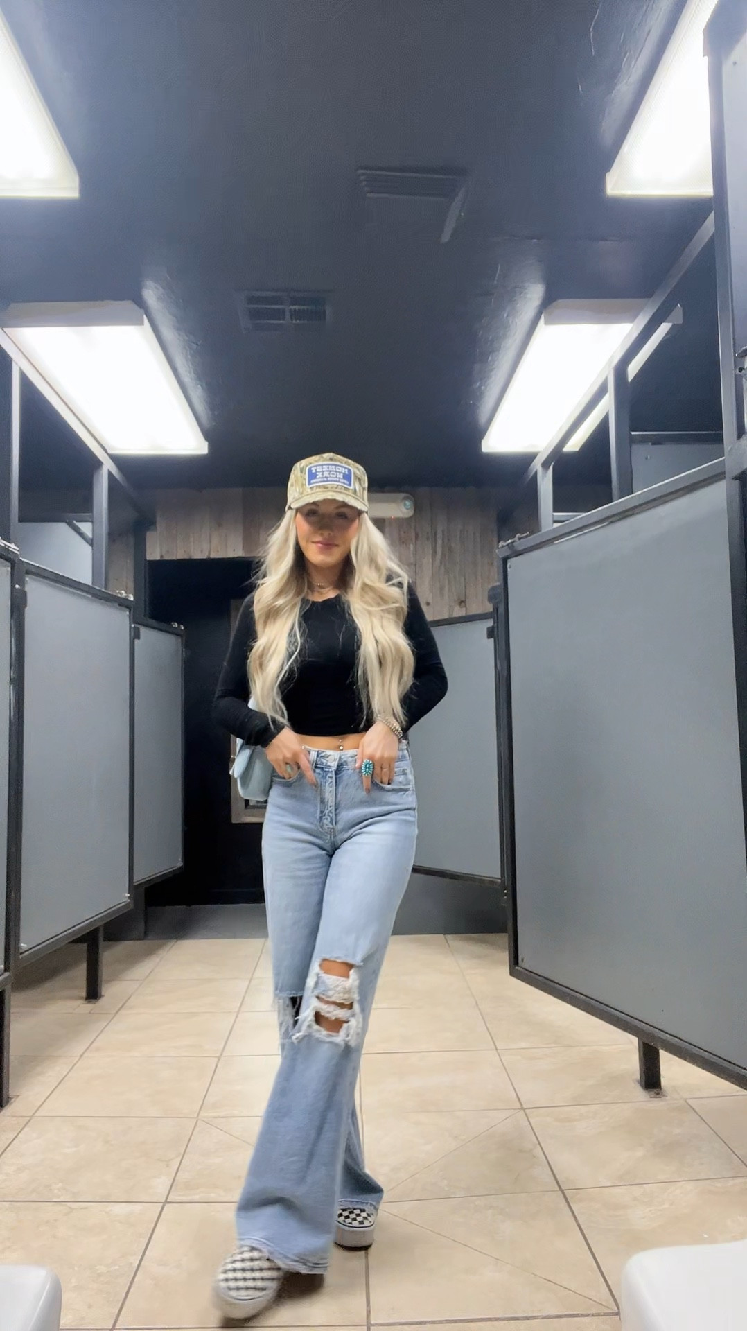 fit 🤠 

#LTKShoeCrush #LTKStyleTip #LTKSeasonal