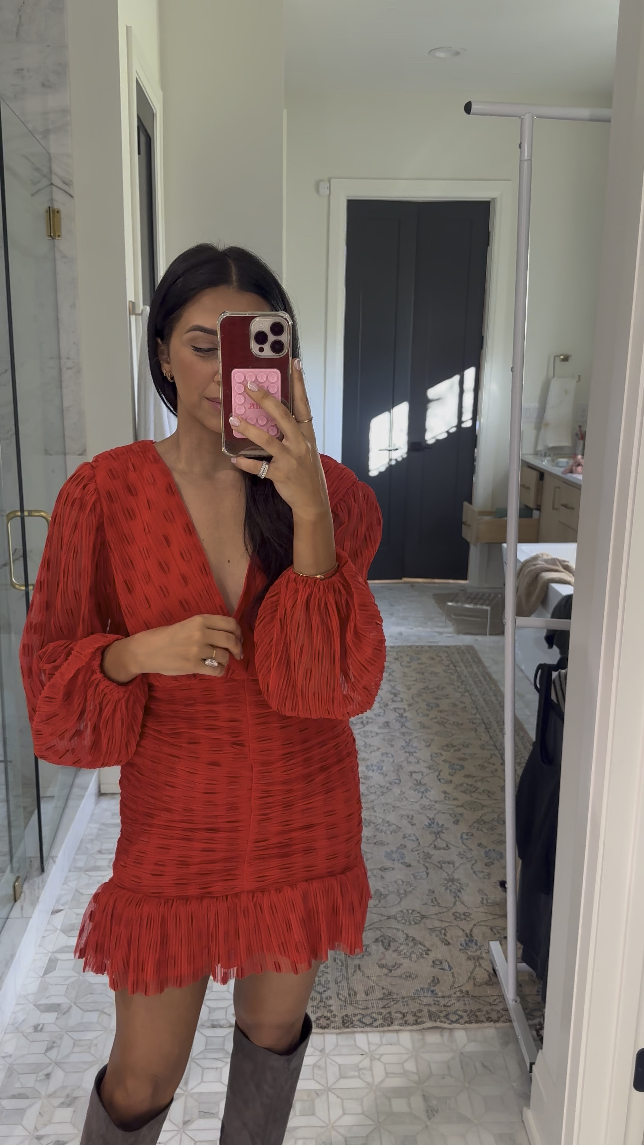 Dress: medium (Dede30) 

I prefer the medium over the small cause it gives me a bit more room for comfort & feel like with the ruching you can adjust the length. 

LTK so 

#LTKSeasonal #LTKSaleAlert #LTKFindsUnder100