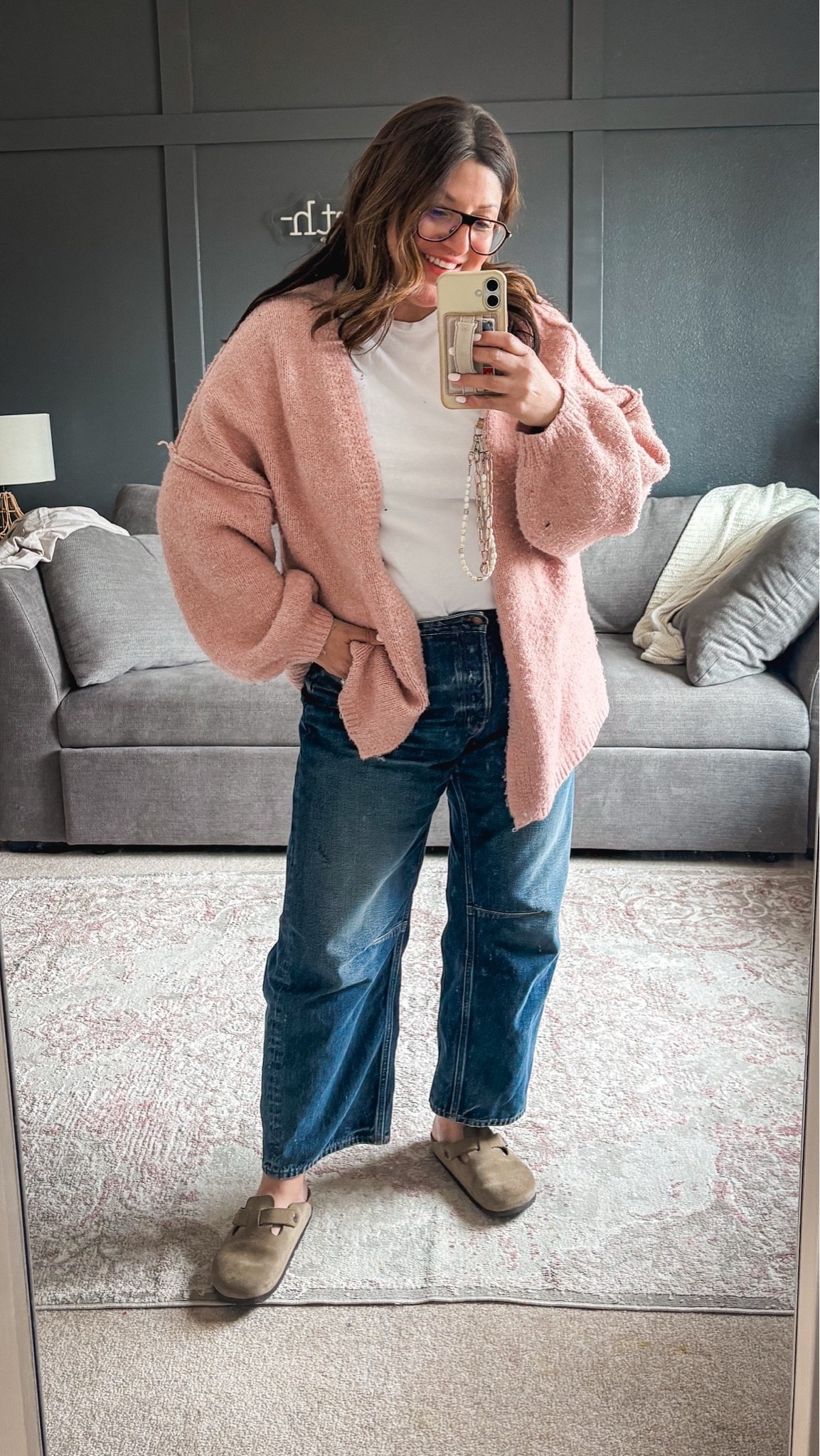 Today’s OOTD
Amazon cardi - XL
NUUDS tee - L
Madewell barrel jeans - 32
Birkenstock Boston clogs

#LTKxMadewell #LTKOver40 #LTKMidsize