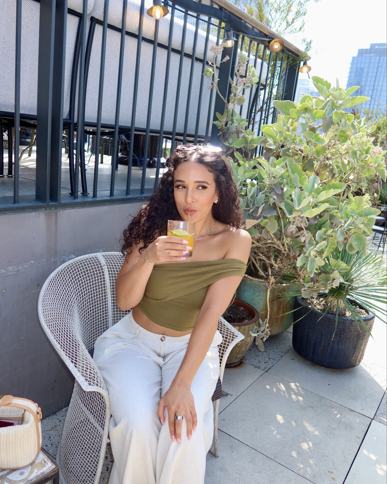 Lunch?

#LTKFindsUnder50 #LTKBeauty #LTKSeasonal