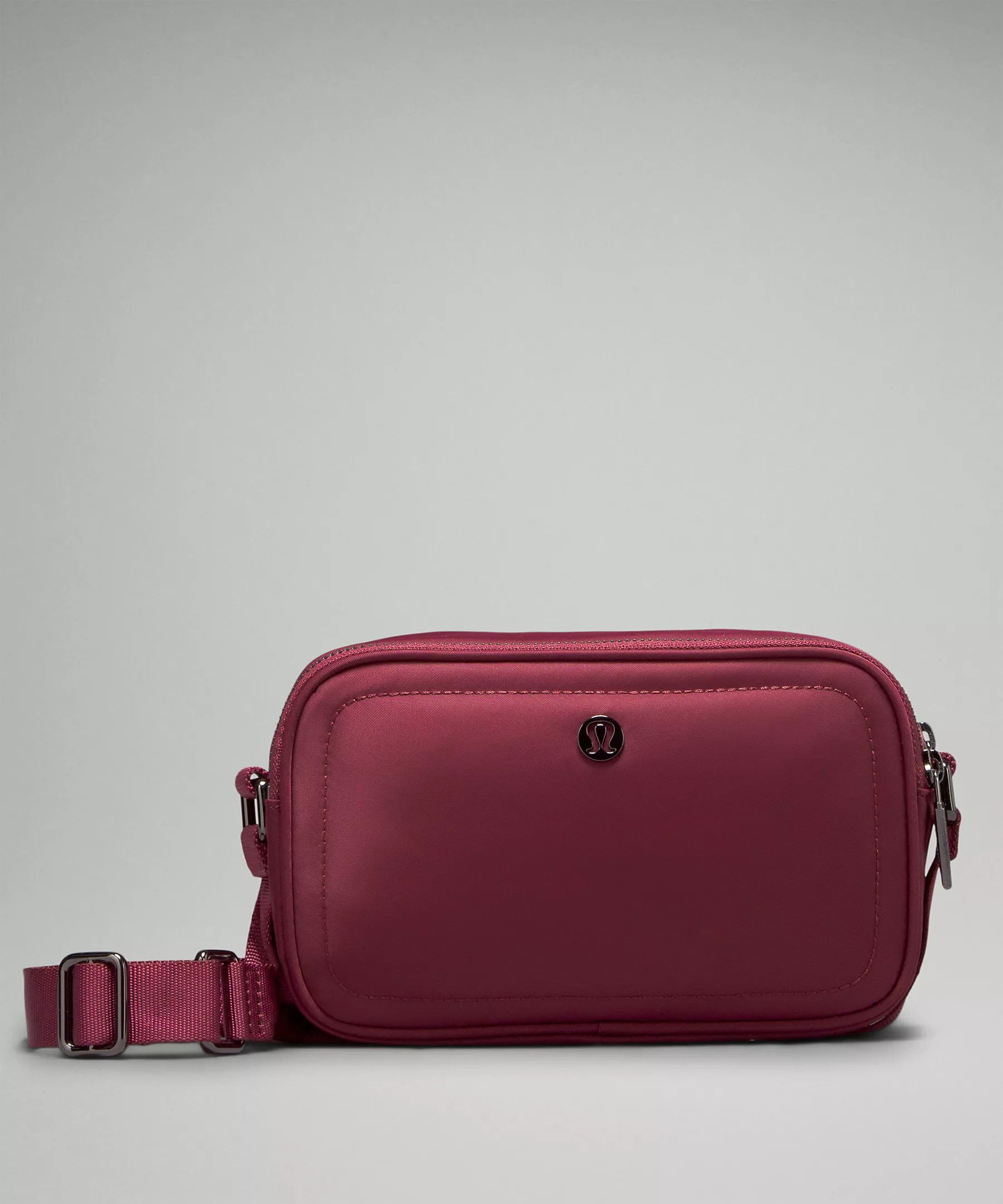 Crossbody Camera Bag 2L | Lululemon (US)