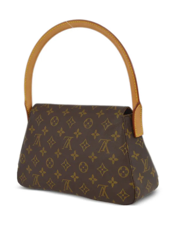 Louis Vuitton Pre-Owned 2002 pre-owned Mini Looping Handbag - Farfetch | Farfetch Global